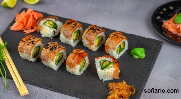 soñar con sushi